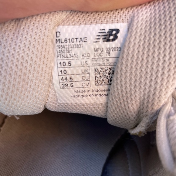 New Balance 610
Silver Metallic Reflection Green - Picture 5 of 5